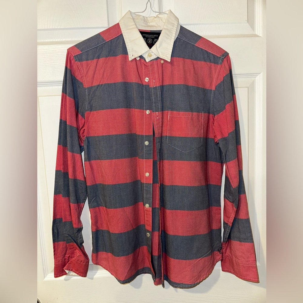 American Eagle Outfitters Red and Black Striped Shirt